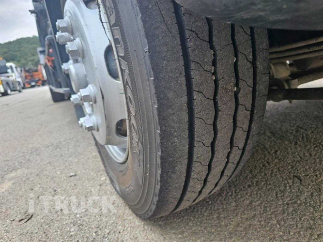 현대 탱크로리 메가트럭 알탱크 9,875L 수동 8