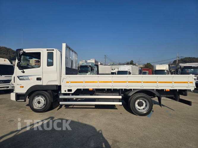 현대 메가트럭 280 단바리 카고 5톤 수동 3