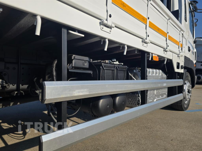 현대 메가트럭 280 단바리 카고 5톤 수동 9