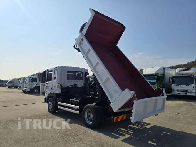 현대 메가트럭 화물덤프 5톤 11