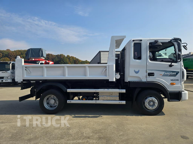 현대 메가트럭 화물덤프 5톤 4