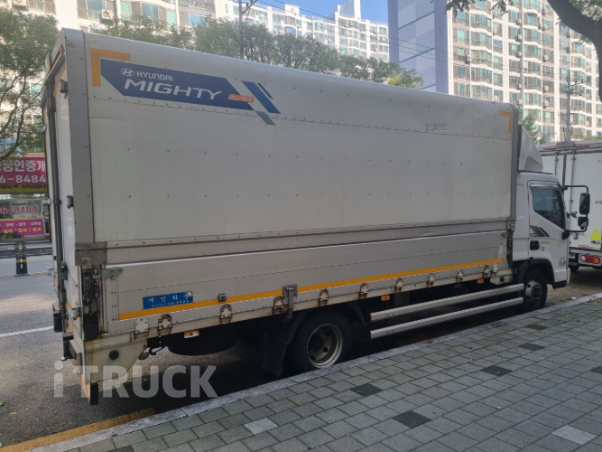 현대 마이티 3.5톤 광폭 윙바디 5