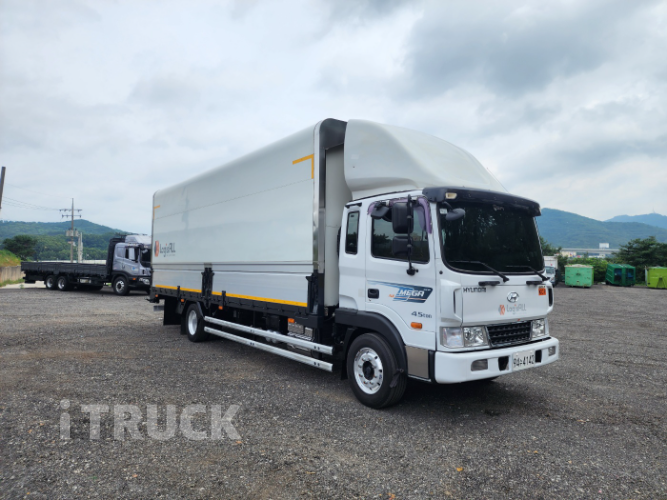 현대 메가트럭 280 단바리 윙바디 4.5톤 수동 1