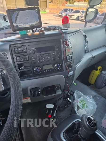 타타대우 프리마 251 후축 윙바디 4.5톤 수동 11