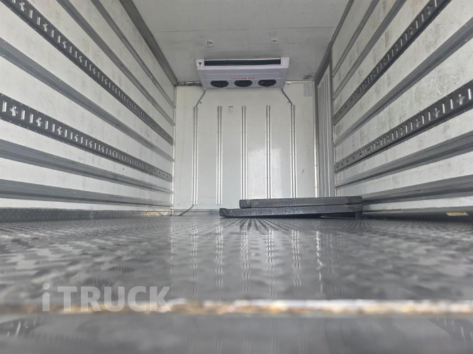 타타대우 더쎈 4톤 광폭 냉동탑 7