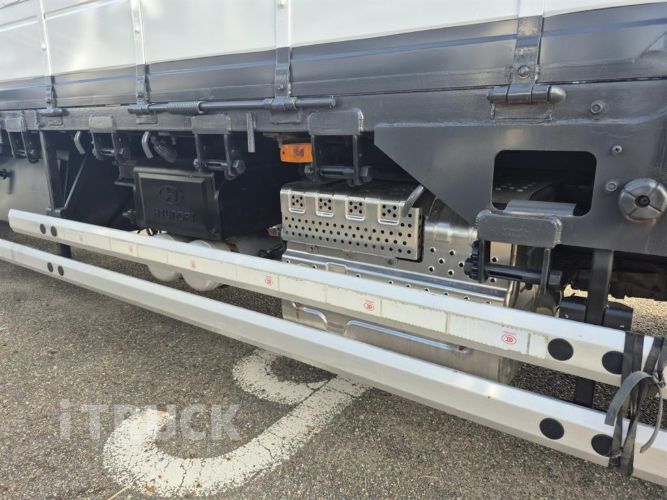 현대 메가트럭 280 후축 카고 4.5톤 수동 13