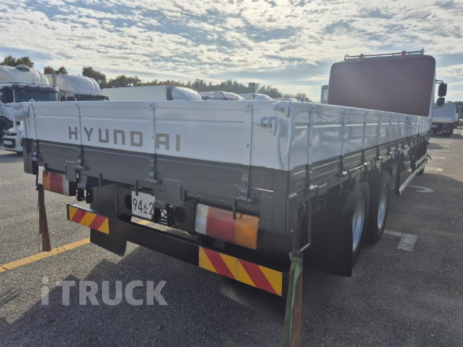 현대 메가트럭 280 후축 카고 4.5톤 수동 4