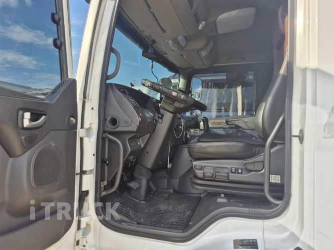 현대 메가트럭 280 후축 카고 4.5톤 수동 15