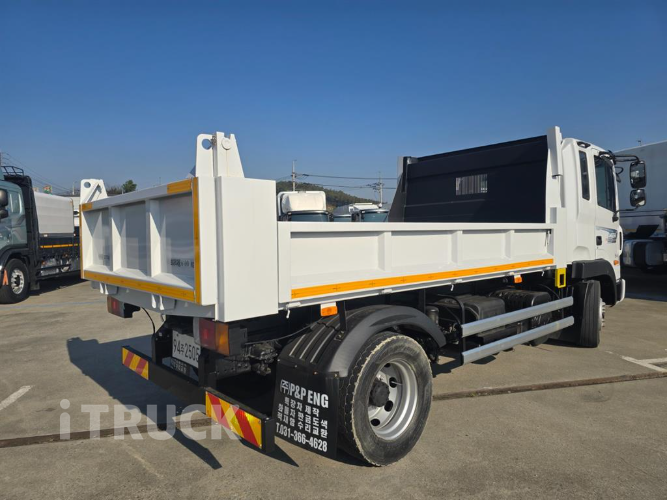 현대 메가트럭 화물덤프 5톤 2