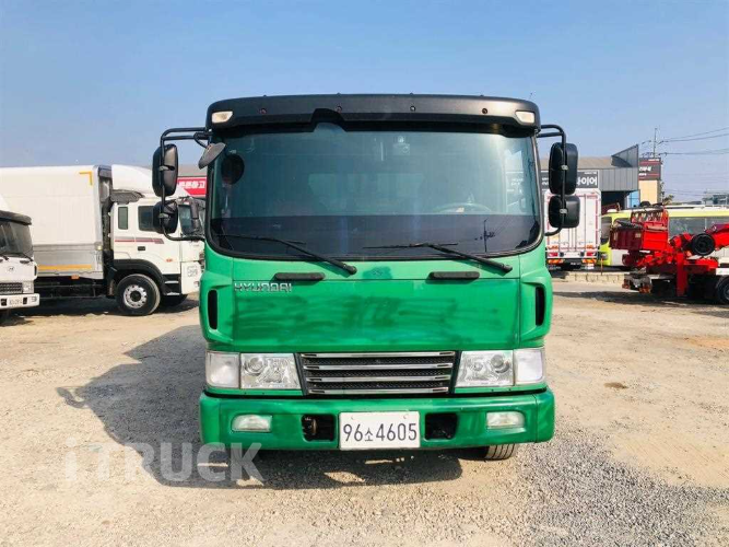 현대 메가트럭 진개덤프 270 5톤 수동 단바리 1