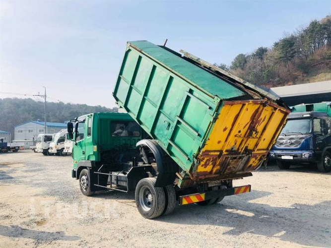 현대 메가트럭 진개덤프 270 5톤 수동 단바리 11