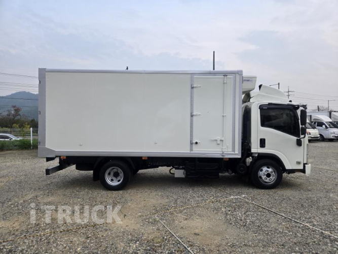 이스즈 엘프 3.5톤 냉동탑 7