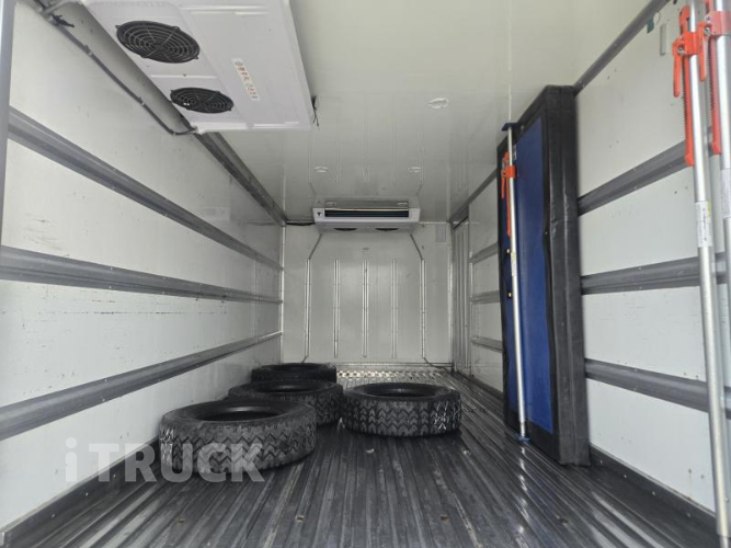 이스즈 엘프 3.5톤 냉동탑 9