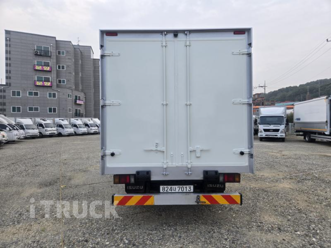 이스즈 엘프 3.5톤 냉동탑 8
