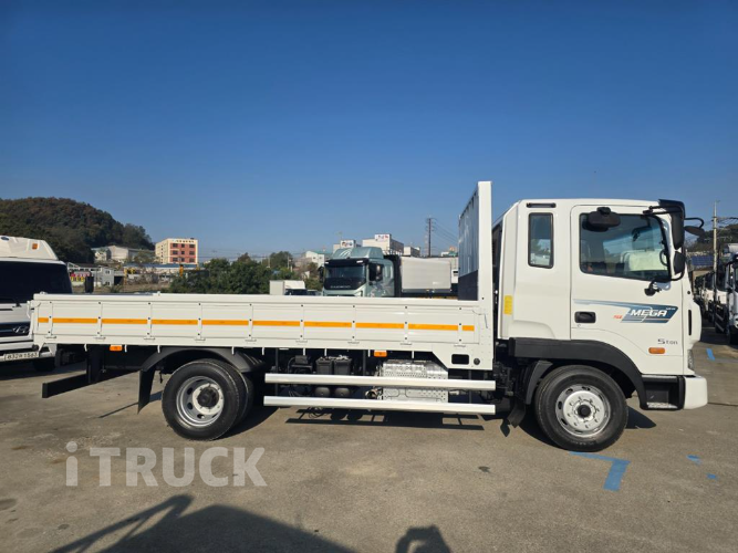 현대 메가트럭 280 단바리 카고 5톤 수동 4