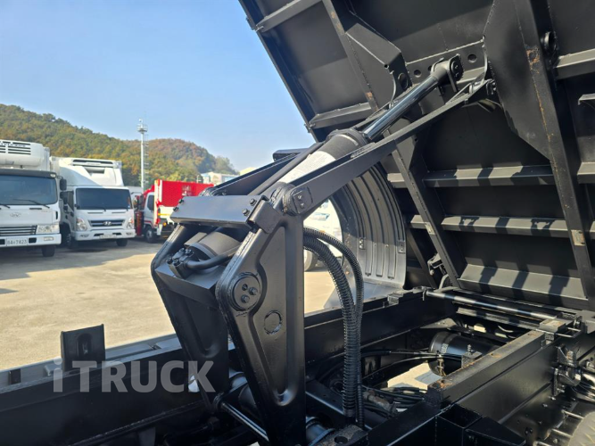 현대 메가트럭 화물덤프 5톤 8