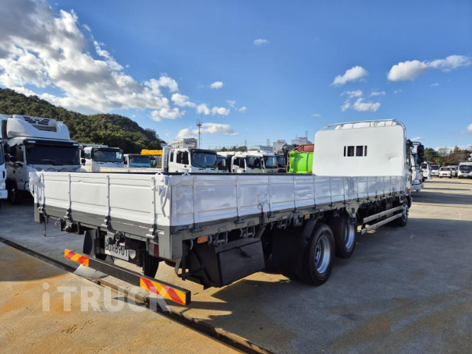 현대 메가트럭 280 앞축 카고 4.5톤 수동 7