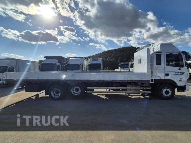 현대 메가트럭 280 앞축 카고 4.5톤 수동 8