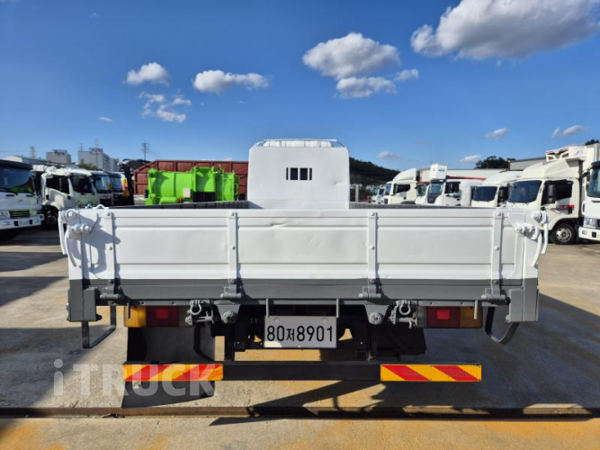 현대 메가트럭 280 앞축 카고 4.5톤 수동 5