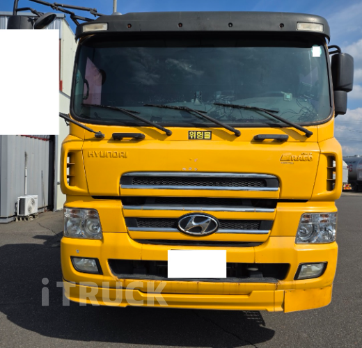 현대 탱크로리 트라고 스텐탱크 32,000L 오토 리타더 1