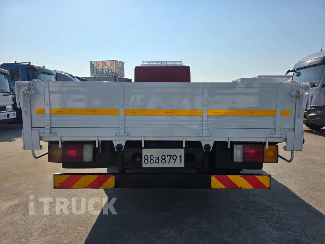 현대 메가트럭 280 단바리 카고 4.5톤 수동 5