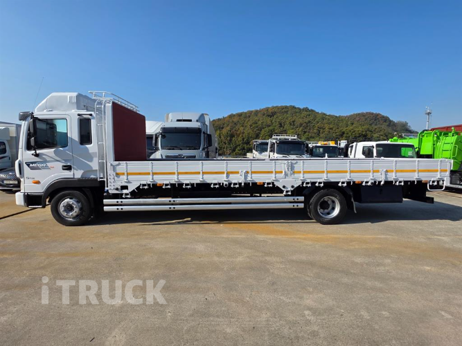 현대 메가트럭 280 단바리 카고 4.5톤 수동 3