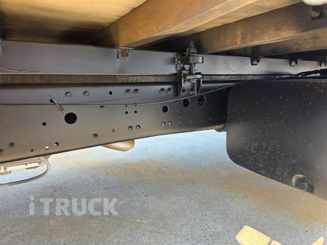 현대 메가트럭 280 단바리 카고 4.5톤 수동 17