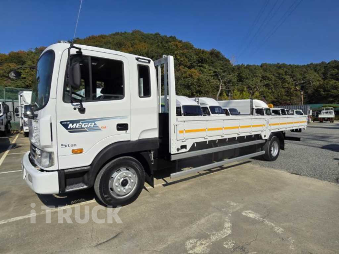 현대 메가트럭 235 단바리 카고 5톤 수동 4