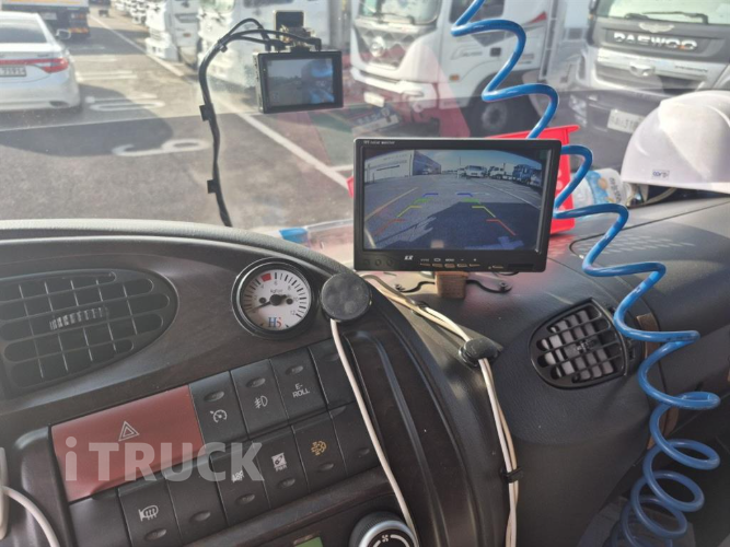 현대 메가트럭 280 후축 카고 4.5톤 수동 9