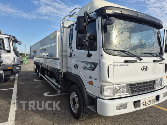 현대 메가트럭 280 후축 카고 4.5톤 수동 2
