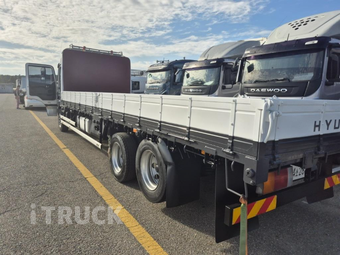 현대 메가트럭 280 후축 카고 4.5톤 수동 4