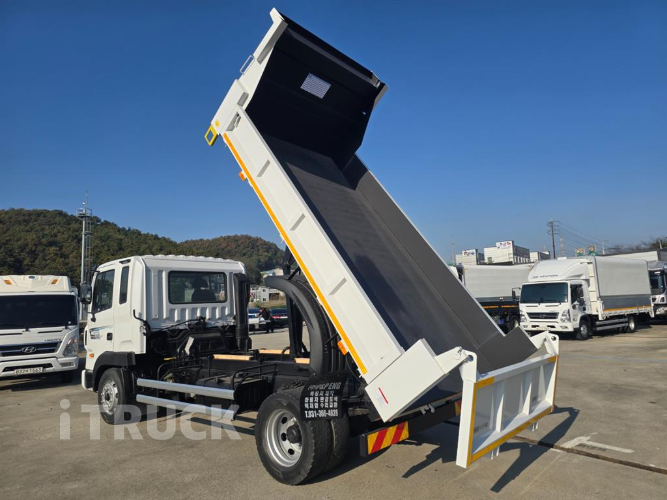 현대 메가트럭 화물덤프 5톤 13