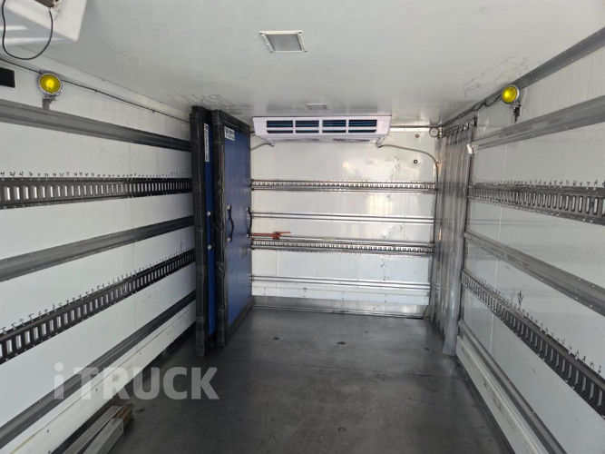 현대 올뉴마이티 3.5톤 광폭 냉동탑 7