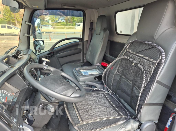 이스즈 엘프 3.5톤 광폭 냉동윙 13