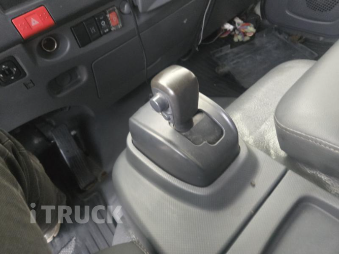 이스즈 엘프 3.5톤 냉동탑 15