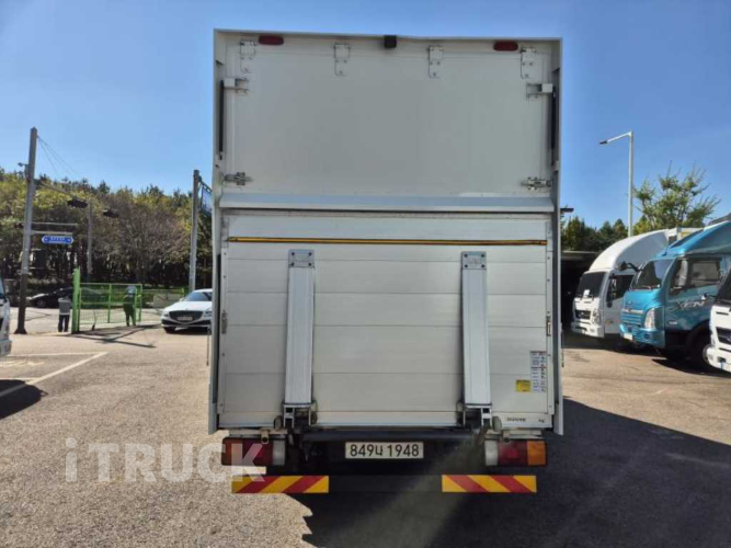 현대 올뉴마이티 2.5톤 익스하이탑 슈퍼캡 4