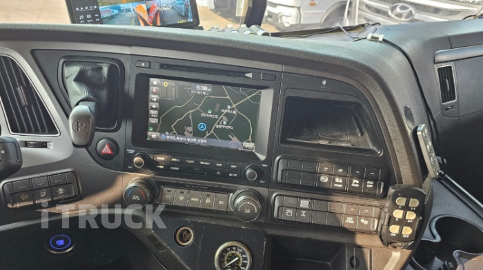 현대 엑시언트 540 앞축 상승윙바디 25톤 오토 리타더 13