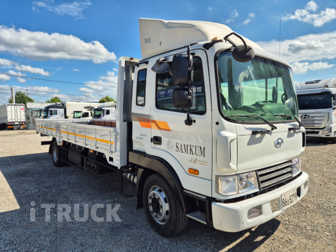 현대 메가트럭 235 단바리 카고 4.5톤 수동 2