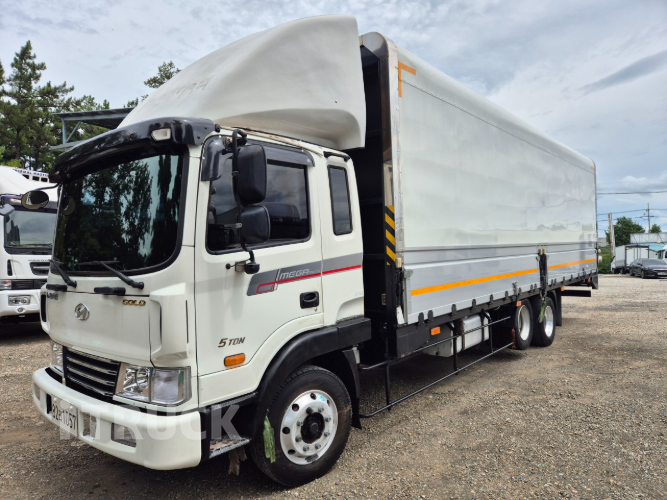 현대 메가트럭 260 앞축 윙바디 4.5톤 수동 0