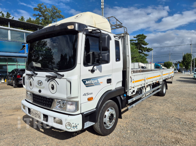현대 메가트럭 280 단바리 카고 4.5톤 수동 0
