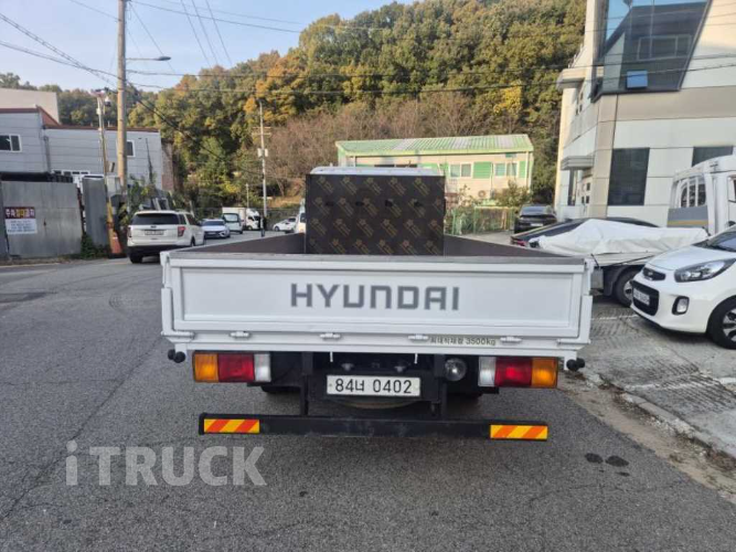 현대 올뉴마이티 3.5톤 카고 슈퍼캡 6