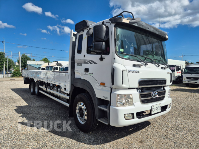 현대 메가트럭 와이드캡 300 앞축 카고 5톤 수동 1