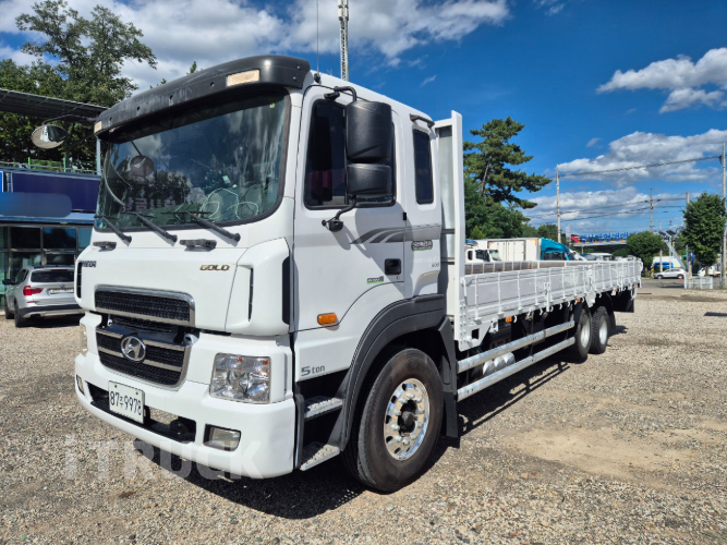 현대 메가트럭 와이드캡 300 앞축 카고 5톤 수동 0