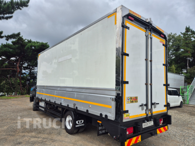 타타대우 더쎈 4톤 광폭 윙바디 4