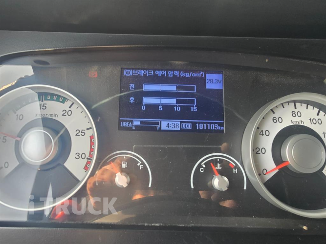 현대 메가트럭 280 단바리 카고 4.5톤 수동 16
