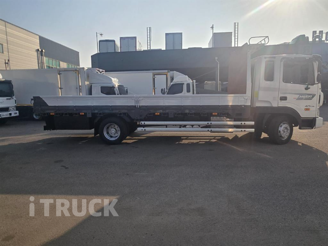 현대 메가트럭 280 단바리 카고 4.5톤 수동 4