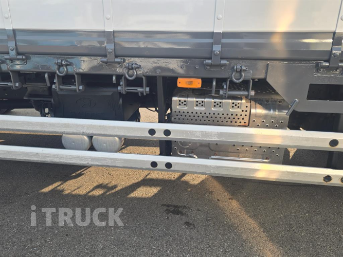 현대 메가트럭 280 단바리 카고 4.5톤 수동 11