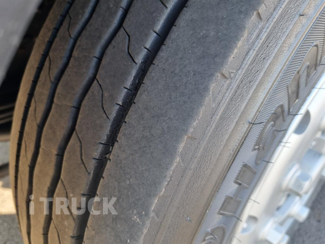 현대 메가트럭 260 단바리 카고 4.5톤 수동 12