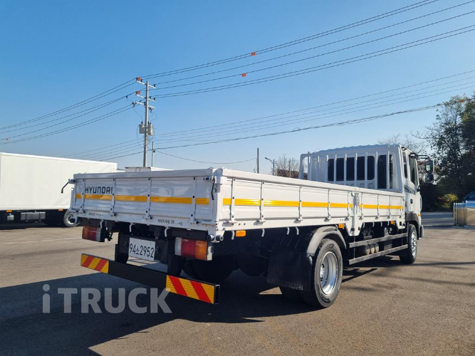 현대 메가트럭 260 단바리 카고 4.5톤 수동 5