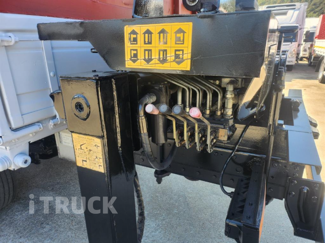 현대 메가트럭 집게차 270 5톤 수동 히아브 7